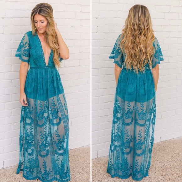 Honey Punch Dresses & Skirts - Honeypunch Lace Maxi